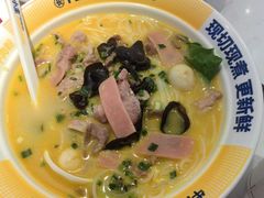 -粉小主·贵州酸汤牛肉粉(南京仙林金鹰店)