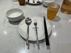 餐具摆设-美奈小馆·越南料理(中航城君尚购物中心店)