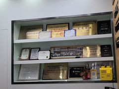 -雅悦齿科(顾村公园店)