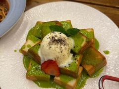 雪顶斑斓吐司-埠口精酿夜景餐酒吧· BREWPORT BISTRO(长嘉汇重庆之眼店)