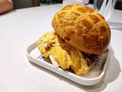 芝士滑蛋咸牛肉菠萝包-柠檬树茶餐厅(海雅缤纷城店)