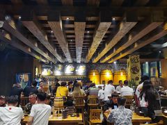 大堂-汉森熊啤酒屋(雨耕山店)