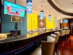 -龙虾酒吧扒房(宁波香格里拉店)