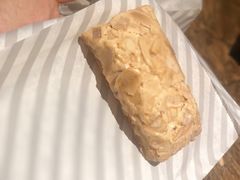 杏仁酥-来回·咖啡(天河南店)