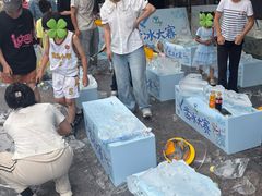 -杭州西湖银泰百货