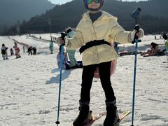 -济南卧虎山滑雪场