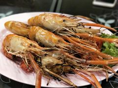 -J Daeng Seafood