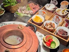 -菌自由丨野生菌火锅特色庭院餐厅(丽江古城店)