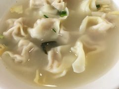 虾肉小馄饨-王家沙点心店(南京西路总店)