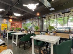 -云晓光头烧烤吧(德平路店)