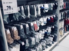 -优衣库(上海正大广场店)