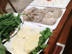 -佬土鹅肠火锅(扬中步行街店)