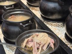 -荣基四海一家·家常菜·海鲜大排档(新安店)