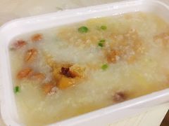 -新大咀港式茶餐厅(宝山万达店)