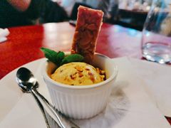 焦糖坚果冰淇淋-羽深肉铺 Steak & Wine