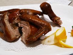 尚品嫩汁乳鸽-尚一汤·粤菜海鲜(环球港店)