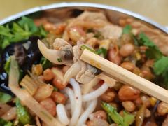 -红鼻子桂林米粉(金唐新光界店)