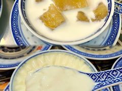 -广信牛奶甜品世家(台东店)