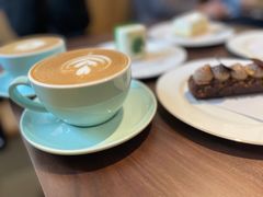 -Fridi Patisserie Cafe