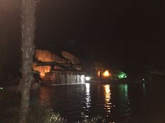 -金孔雀温泉旅游度假村