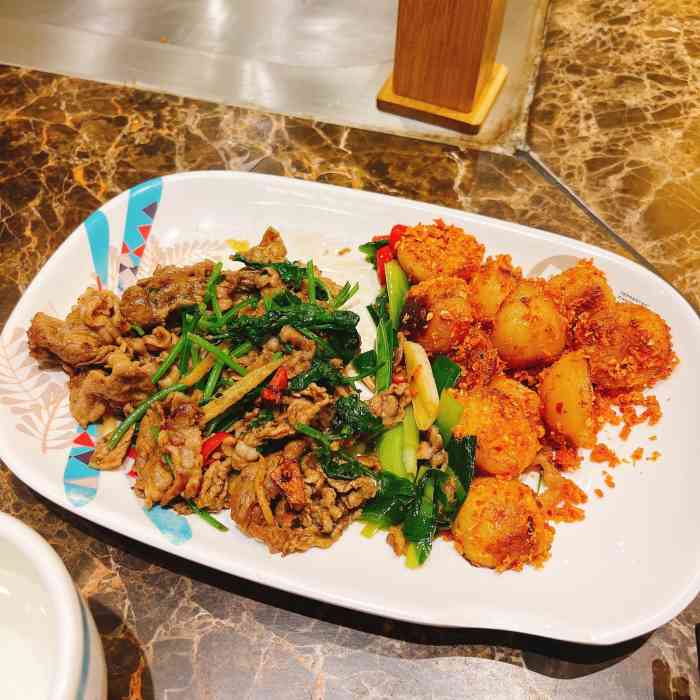 57度湘(万象城店)-"俺是不太能吃辣的人,女朋友想吃湘菜就来了.