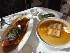 -万龙洲海鲜(大兴绿地缤纷城店)