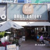 一人点了一个套餐 披萨+饮料 很方便!性价比很高