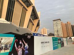 -上海体育场-停车场