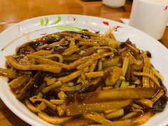 -圆满素食林饭店非遗素食(河西店)