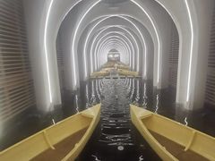 -涨巢·潮玩水疗局