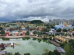 -七彩云南欢乐世界