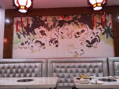 卡座-泉福居酱骨头自助广场(南大街商业步行街店)