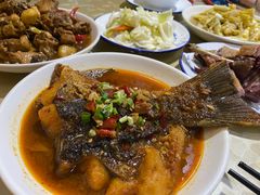-天乐农家鱼头王(天目湖店)