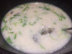 -海大大蒸汽海鲜餐厅·粤菜·特色小炒(欢乐颂店)