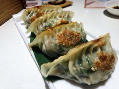 生煎韭菜饺-粤点越有·茶点·粤菜(樵岭国际店)