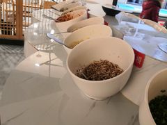 自助调料区-屋头串串(新街里店)