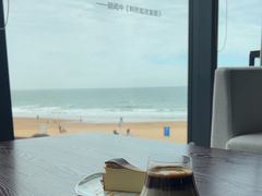 -青岛朗艺美术馆·海景咖啡