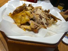 -头上红煨盐鸡·非遗院子餐厅