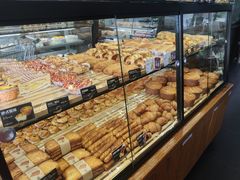 面包甜点陈列柜-帕瑞斯面包店(幸福城明珠超市店)