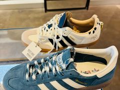 -阿迪达斯(武林银泰三叶草店)