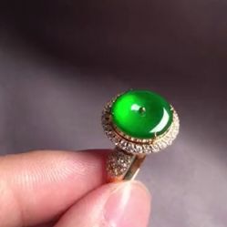 -北京七彩云南翡翠珠宝旗舰店(月坛店)