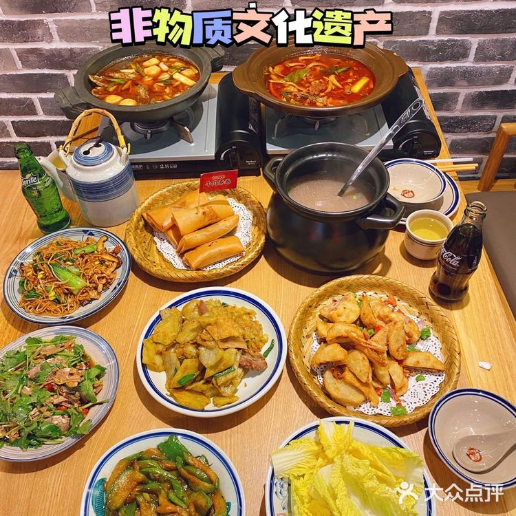 在美食如云的武汉，“肖记公安牛肉鱼杂”久居武汉湖北菜