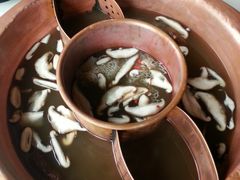 -滇釜火锅·能喝汤的火锅(车公庄店)