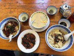 -沪西老弄堂面馆(定西路店)