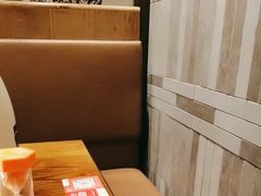 -爱碗亭·鲜炒湖南菜(壹城中心店)
