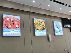 -丹水桥地锅鱼·翘嘴鲌·地方特色全鱼宴(丹江口大坝店)