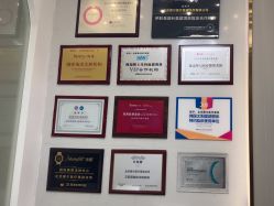 -More摩尔医美の注射线雕光电中心