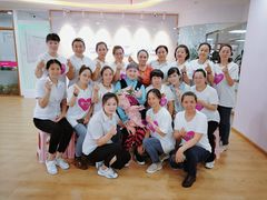 -爱月宝月嫂·育儿嫂(哈尔滨总店)