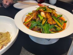 -辣尚瘾·烤鱼·新川菜(牡丹园直营店)