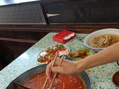 -鸿姐老火锅(疁城新天地店)